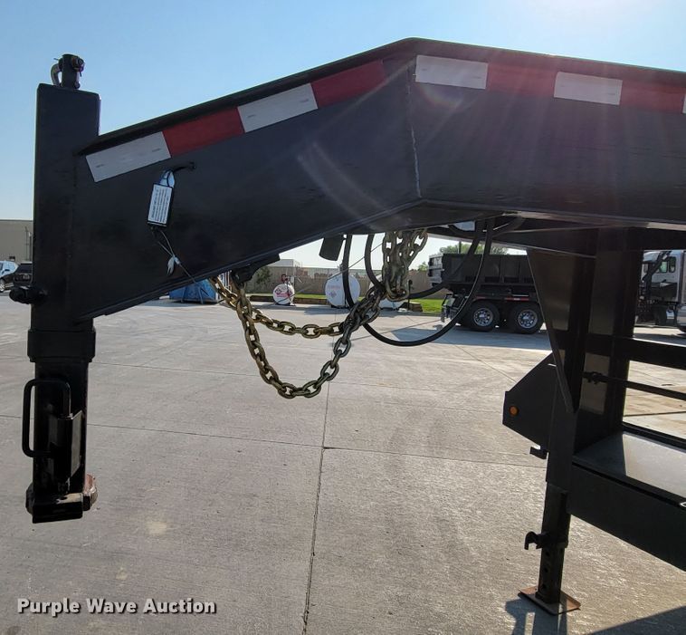 image for item DM8027 2017 Big Tex 22GN-35-HDTS  equipment trailer