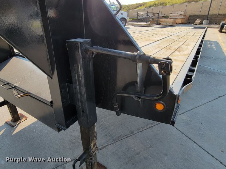 image for item DM8027 2017 Big Tex 22GN-35-HDTS  equipment trailer