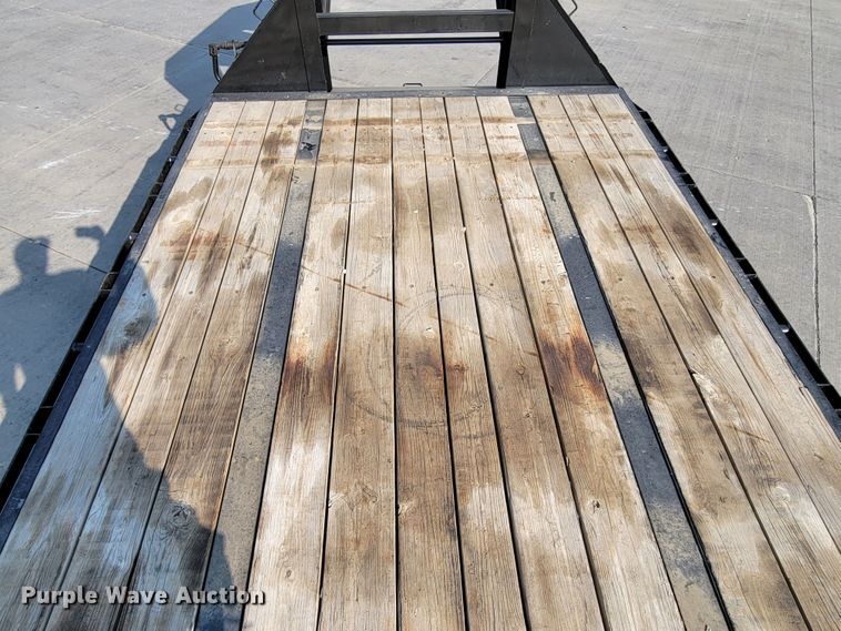 image for item DM8027 2017 Big Tex 22GN-35-HDTS  equipment trailer