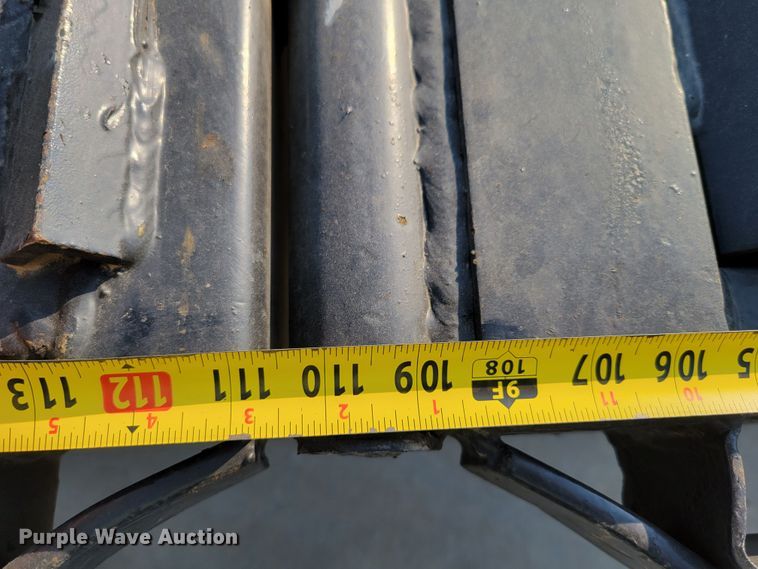 image for item DM8027 2017 Big Tex 22GN-35-HDTS  equipment trailer