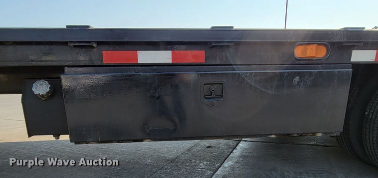 image for item DM8027 2017 Big Tex 22GN-35-HDTS  equipment trailer