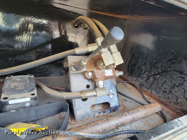 image for item DM8027 2017 Big Tex 22GN-35-HDTS  equipment trailer