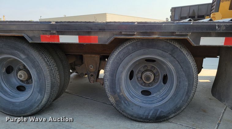 image for item DM8027 2017 Big Tex 22GN-35-HDTS  equipment trailer