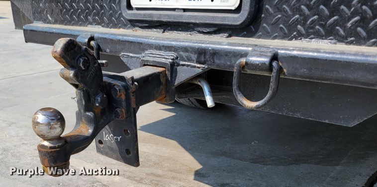 image for item DM8028 2018 Ford F550 Super Duty XL  flatbed truck