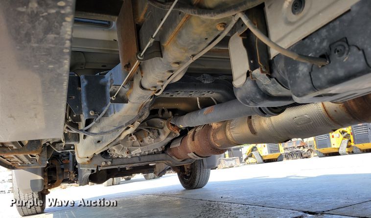 image for item DM8028 2018 Ford F550 Super Duty XL  flatbed truck