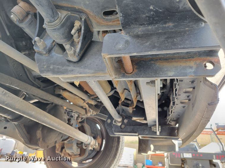 image for item DM8028 2018 Ford F550 Super Duty XL  flatbed truck