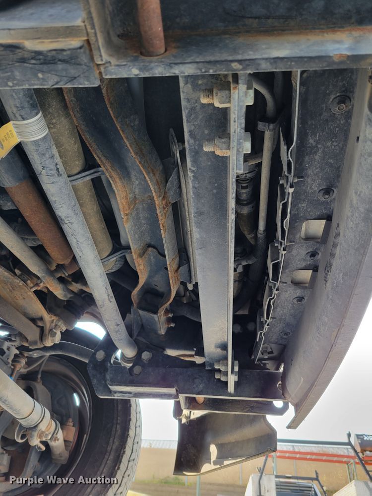 image for item DM8028 2018 Ford F550 Super Duty XL  flatbed truck