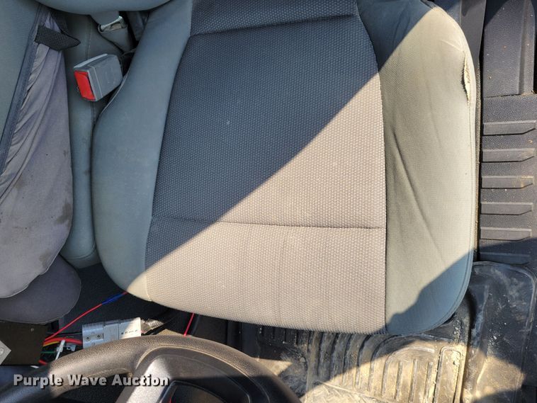 image for item DM8028 2018 Ford F550 Super Duty XL  flatbed truck