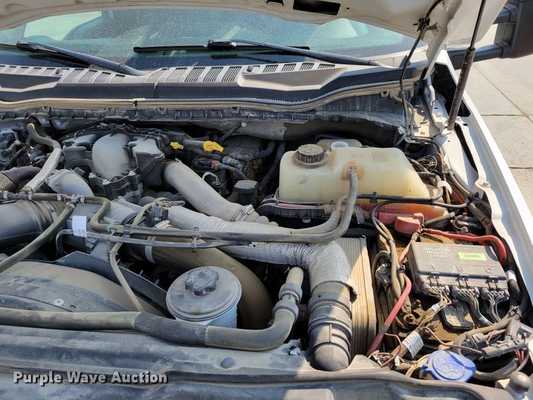 image for item DM8028 2018 Ford F550 Super Duty XL  flatbed truck