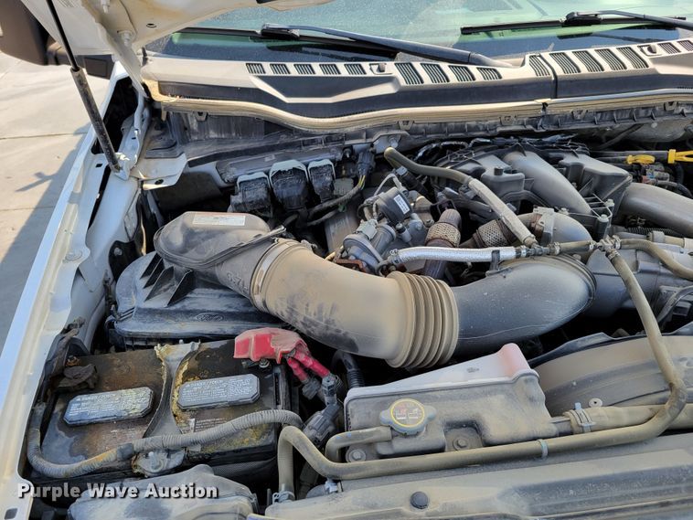 image for item DM8028 2018 Ford F550 Super Duty XL  flatbed truck