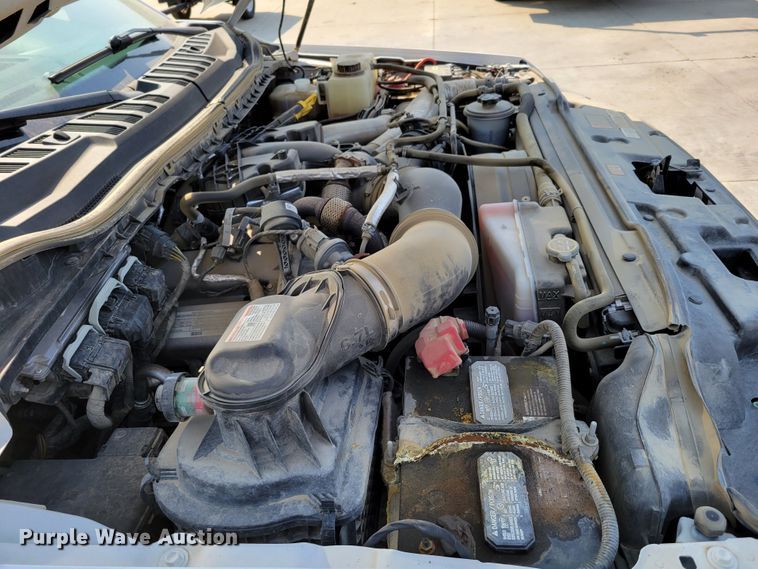 image for item DM8028 2018 Ford F550 Super Duty XL  flatbed truck