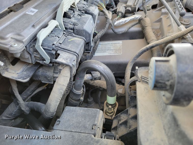 image for item DM8029 2017 Ford F550 Super Duty XL  Crew Cab flatbed truck