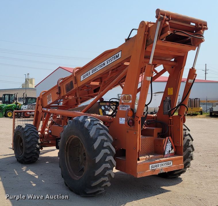 image for item DM8032 SkyTrak 6034-2  telehandler