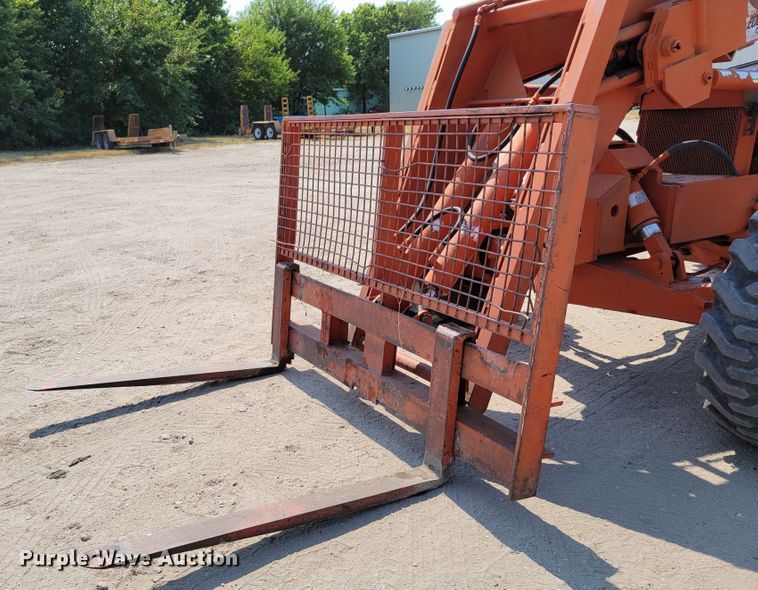 image for item DM8032 SkyTrak 6034-2  telehandler