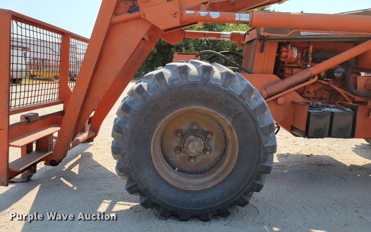 image for item DM8032 SkyTrak 6034-2  telehandler