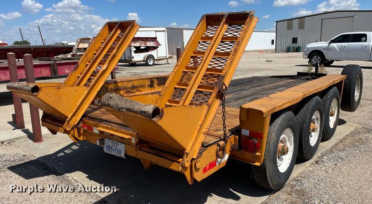image for item DN5166 1983 Belshe  equipment trailer