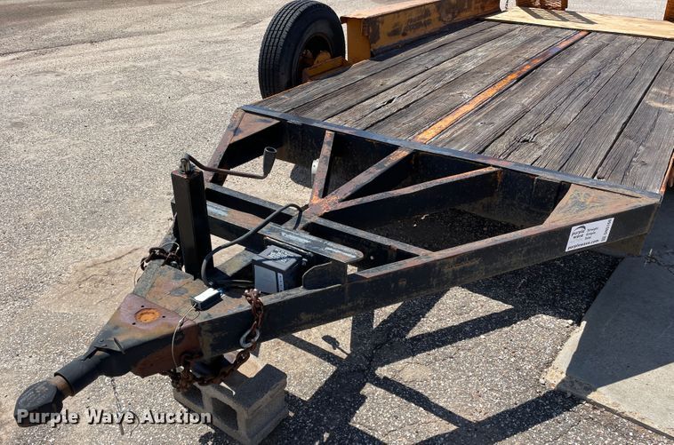image for item DN5166 1983 Belshe  equipment trailer