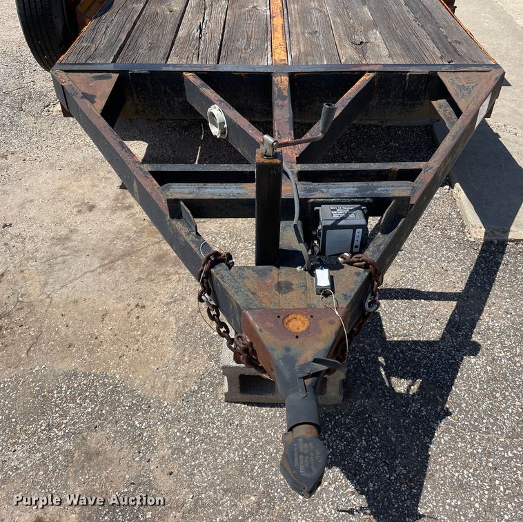 image for item DN5166 1983 Belshe  equipment trailer