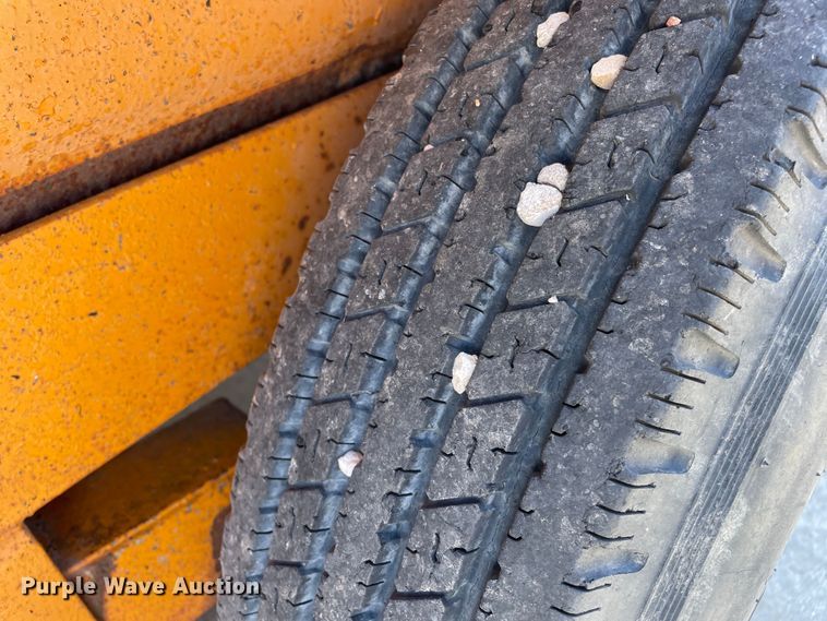 image for item DN5166 1983 Belshe  equipment trailer