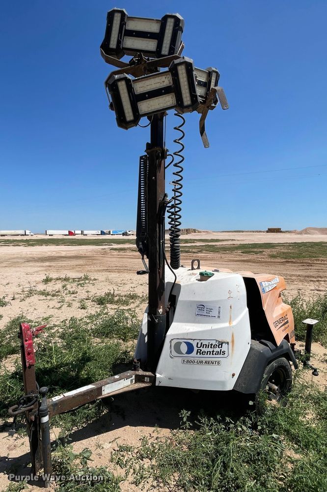 image for item DN5176 Generac Magnum  light plant