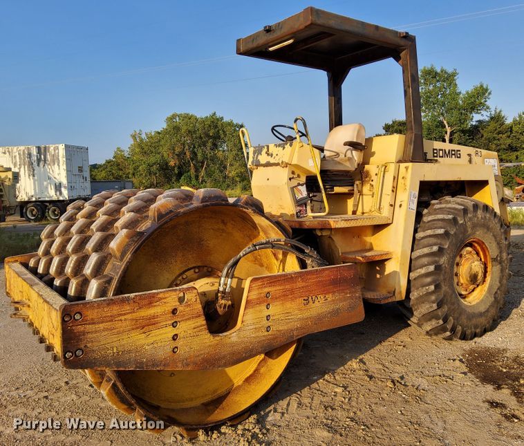 image for item DN6840 1987 Bomag BW213PD  single drum vibratory roller