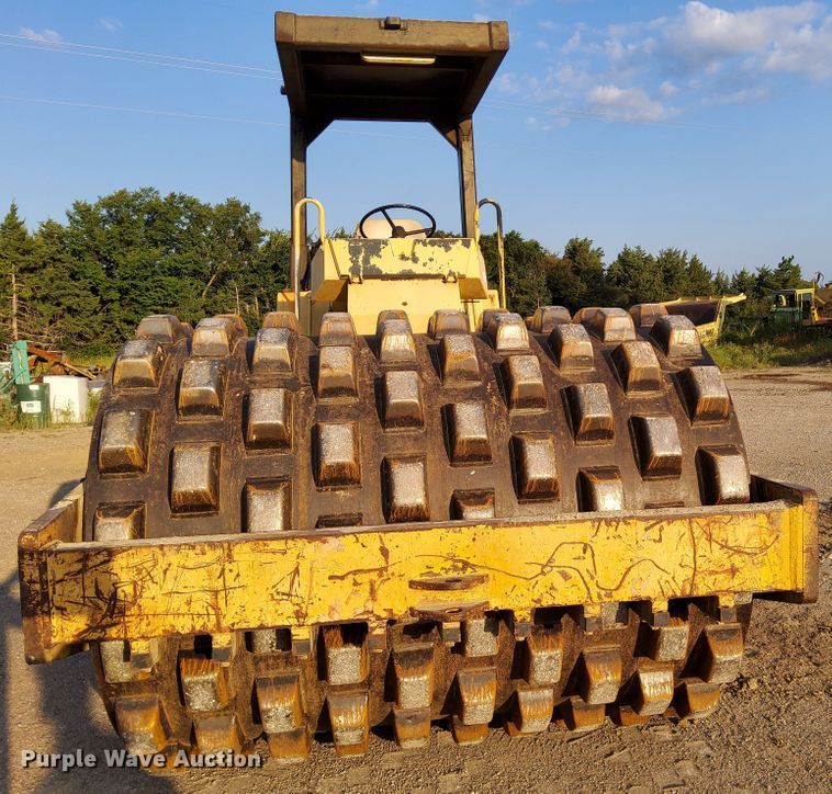 image for item DN6840 1987 Bomag BW213PD  single drum vibratory roller