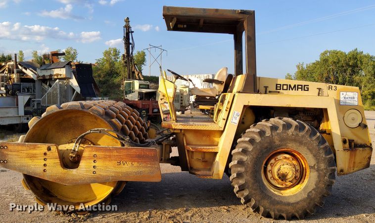 image for item DN6840 1987 Bomag BW213PD  single drum vibratory roller