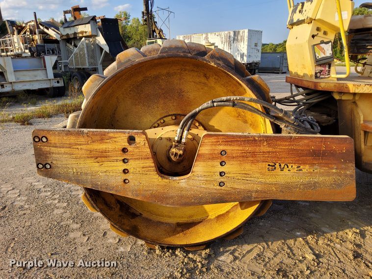 image for item DN6840 1987 Bomag BW213PD  single drum vibratory roller