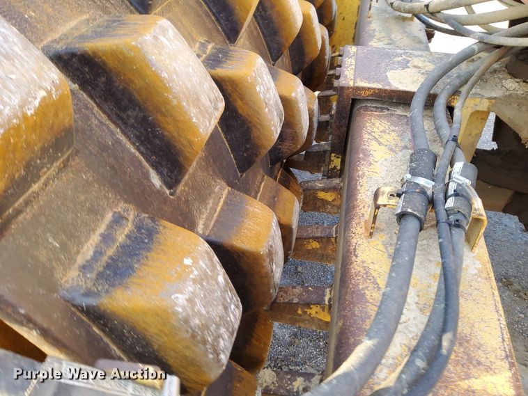 image for item DN6840 1987 Bomag BW213PD  single drum vibratory roller