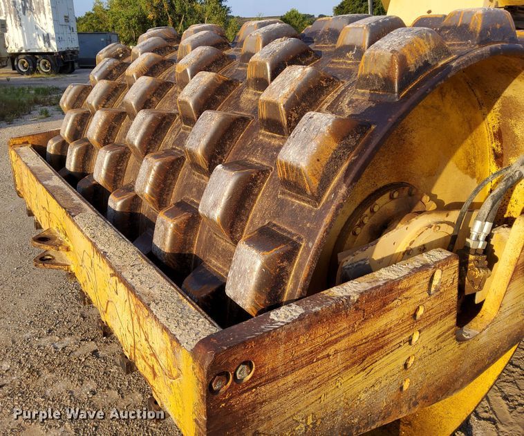 image for item DN6840 1987 Bomag BW213PD  single drum vibratory roller