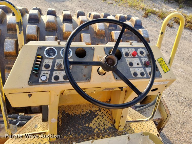 image for item DN6840 1987 Bomag BW213PD  single drum vibratory roller