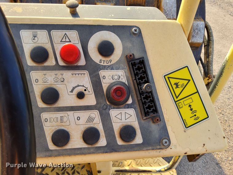 image for item DN6840 1987 Bomag BW213PD  single drum vibratory roller