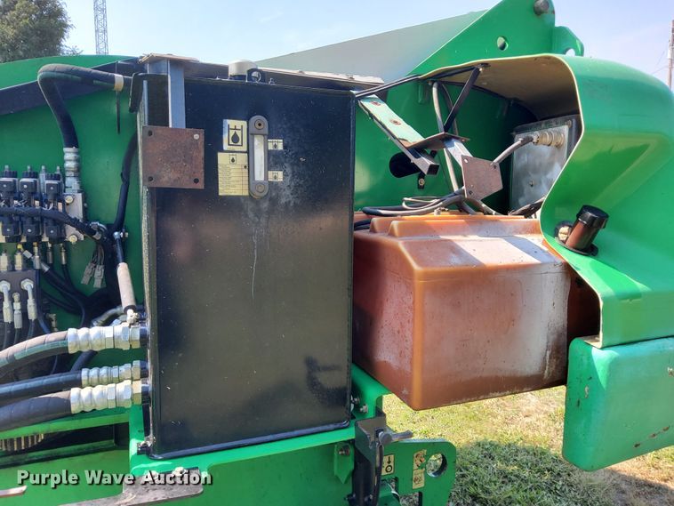 image for item DN6850 2006 JLG 400S  boom lift