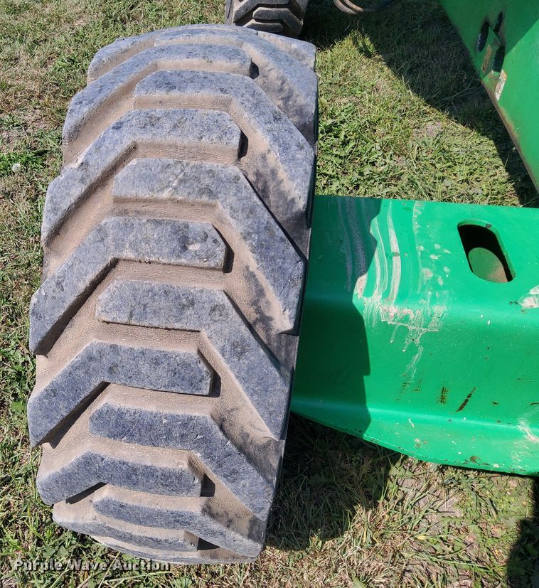 image for item DN6850 2006 JLG 400S  boom lift