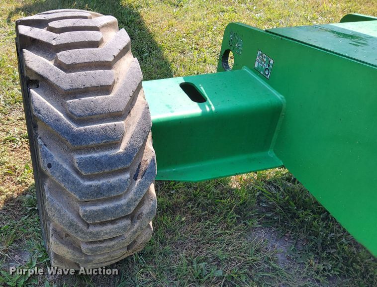 image for item DN6850 2006 JLG 400S  boom lift