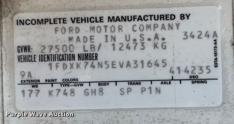 image for item DN7431 1984 Ford F700  utility / service truck