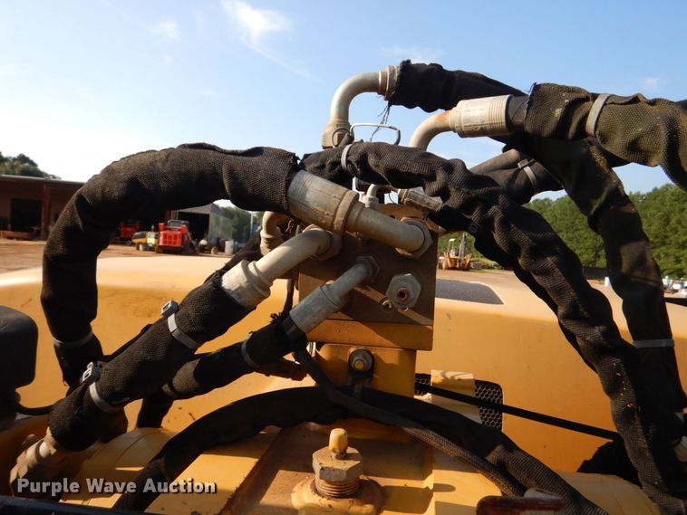 image for item DO1556 2010 Vermeer D24X40 Series II  directional boring unit