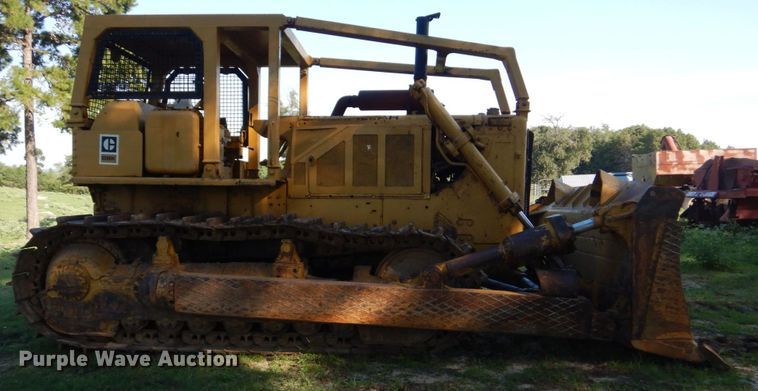 image for item DO1577 1977 Caterpillar D8K  dozer