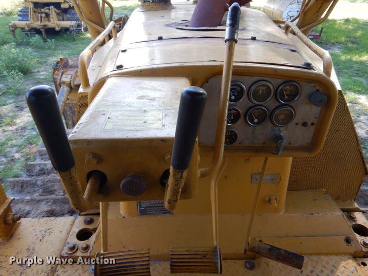 image for item DO1577 1977 Caterpillar D8K  dozer