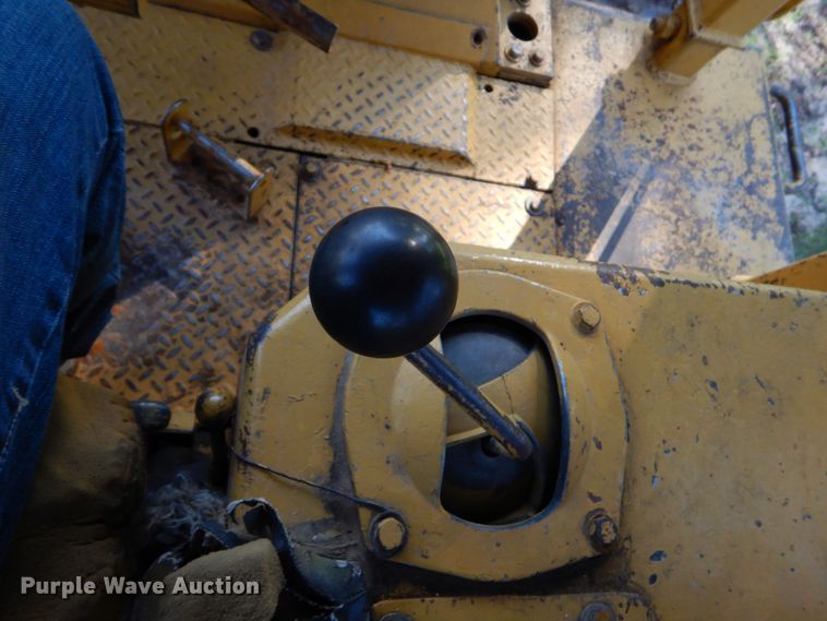 image for item DO1577 1977 Caterpillar D8K  dozer