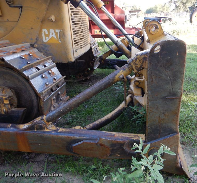 image for item DO1578 1985 Caterpillar D6D  dozer