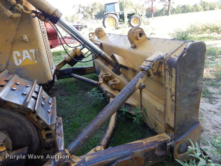 image for item DO1578 1985 Caterpillar D6D  dozer