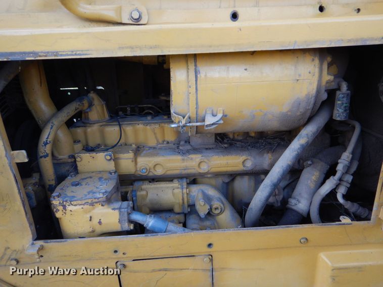 image for item DO1578 1985 Caterpillar D6D  dozer