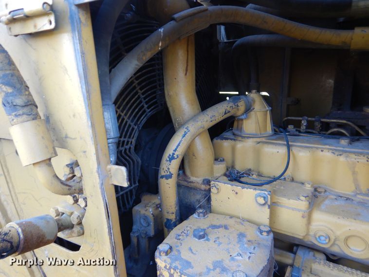 image for item DO1578 1985 Caterpillar D6D  dozer