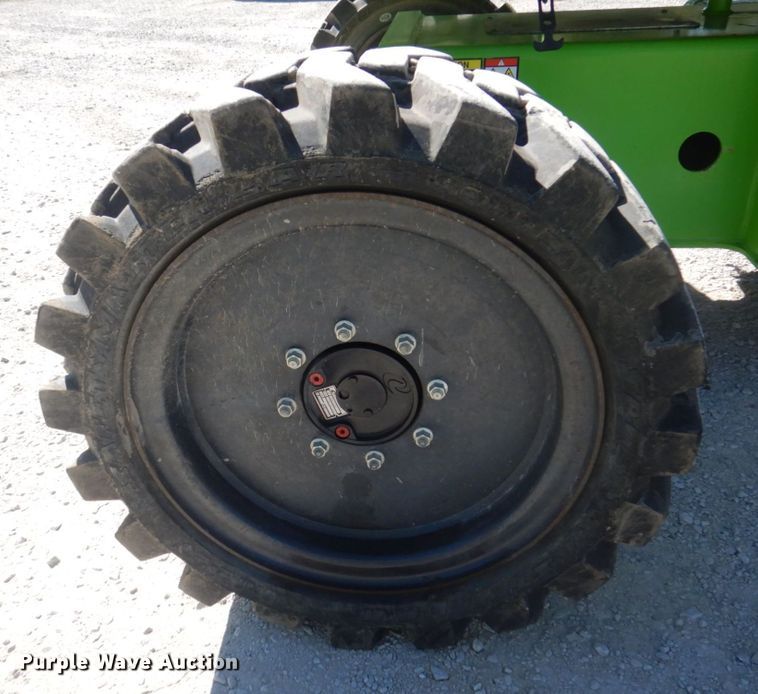 image for item DP0320 Nifty SP64D  boom lift