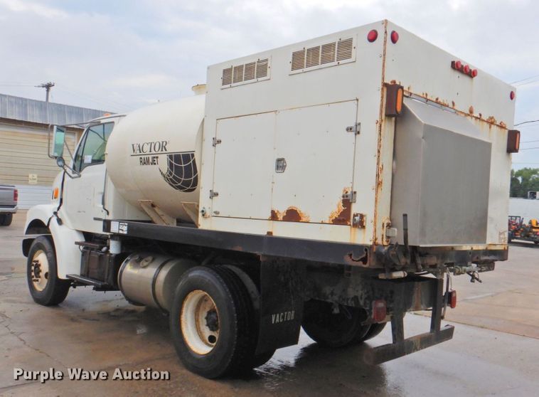 image for item DP4720 1999 Sterling L7501  sewer jetter truck