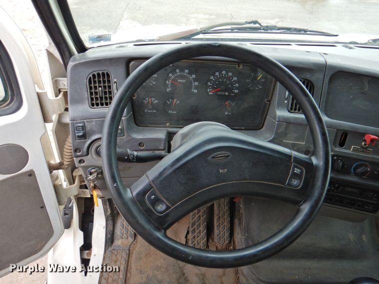 image for item DP4720 1999 Sterling L7501  sewer jetter truck