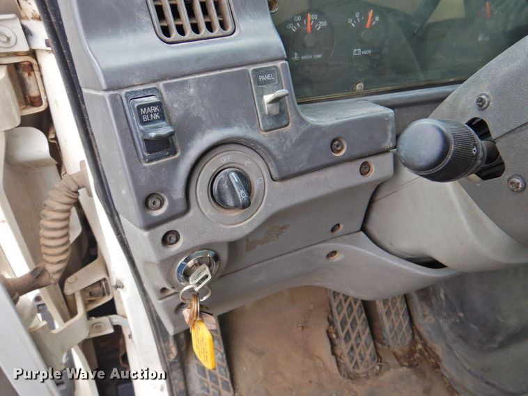 image for item DP4720 1999 Sterling L7501  sewer jetter truck