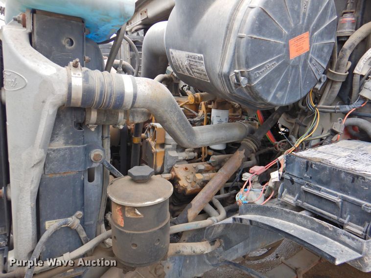 image for item DP4720 1999 Sterling L7501  sewer jetter truck