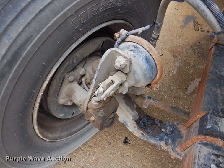 image for item DP4720 1999 Sterling L7501  sewer jetter truck